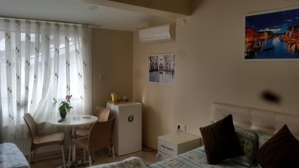 Cicekli Yali Hotel Buyukada Island Ngoại thất bức ảnh